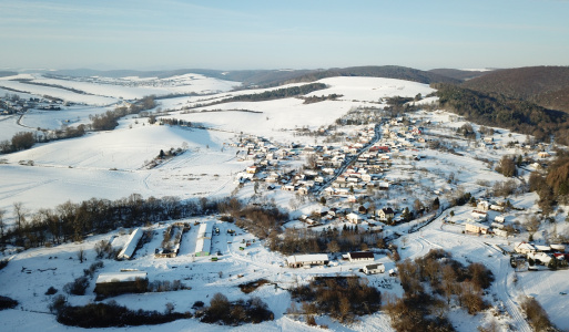 Letecké snímky obce Tročany - Zima 2021 Letecké snímky obce Tročany - Zima 2021